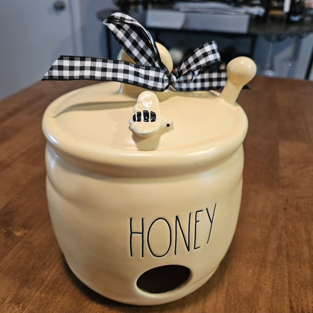Rae Dunn honey pot